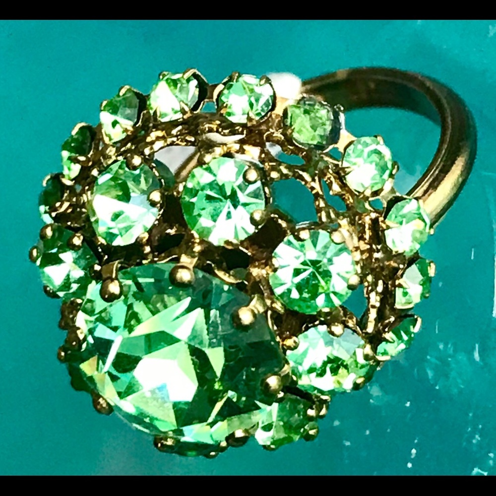 Vintage Czechoslovakian rhinestone cluster ring